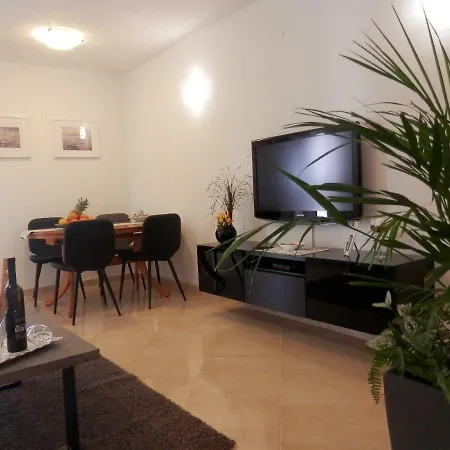 Melody Apartment Porec Exterior photo